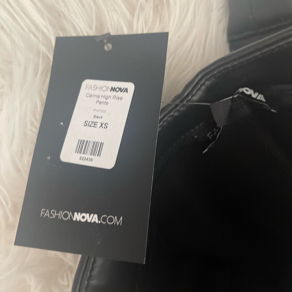 Fashion Nova High Wasted Leather Pants Black 🐈‍⬛ - Picture 3 of 4